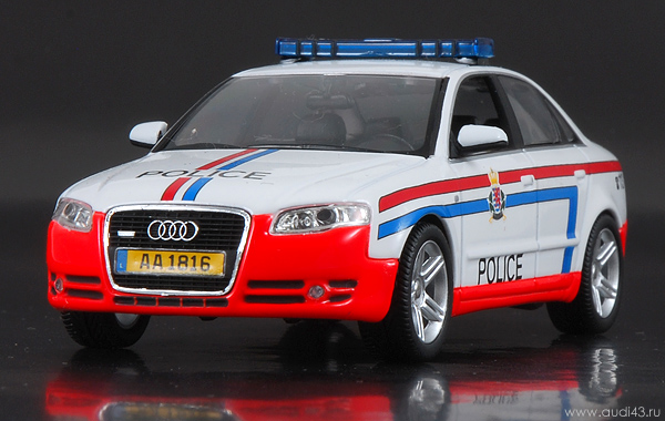 Audi A4 police